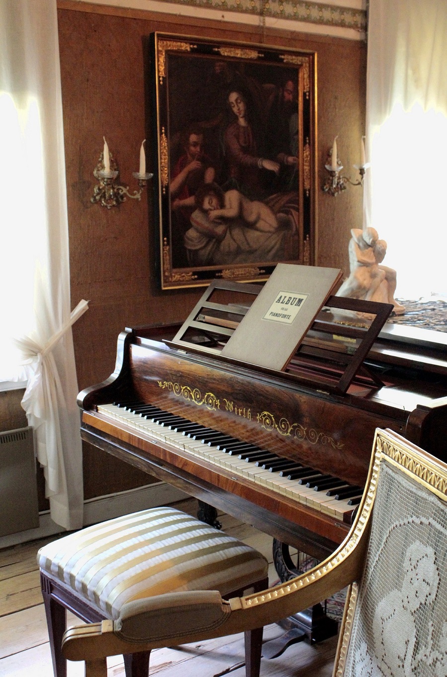 Kuvassa Forte-piano. Kuva © Emil Cedercreutzin museo