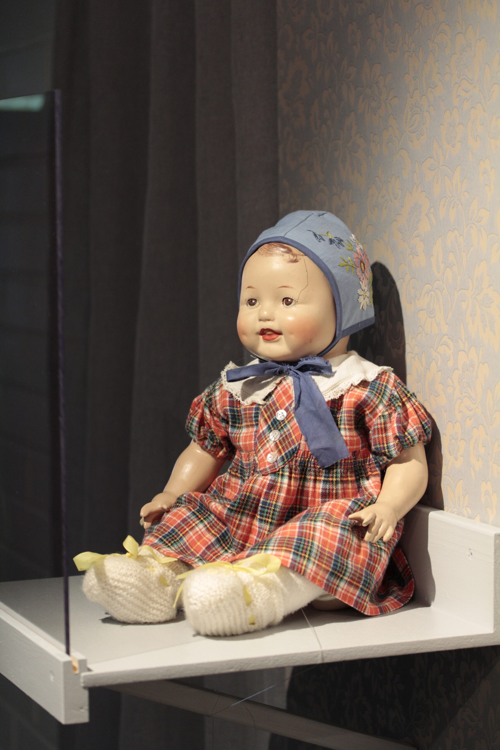 Pipsa-vauvanukke. Kuva: Emil Cedercreutzin museo.